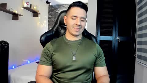 Jonas online show from December 6, 1:07 am