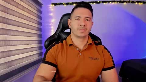 Jonas online show from December 15, 2:10 pm