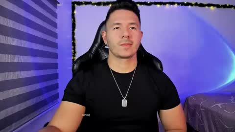 Jonas online show from February 6, 11:41 pm