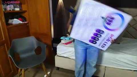 Raquel online show from October 15, 7:25 pm