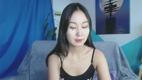 ratna_mm online show from December 9, 9:17 am