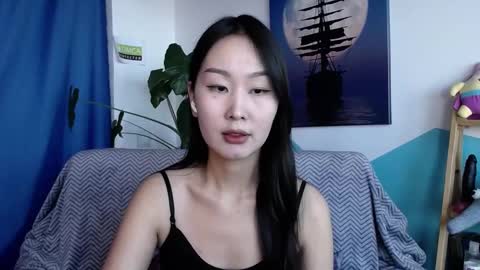 ratna_mm online show from February 18, 9:21 am