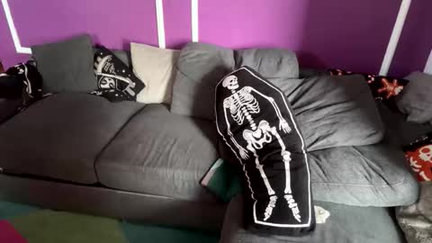 Rattlesnake Bitch 666 online show from April 21, 9:39 pm