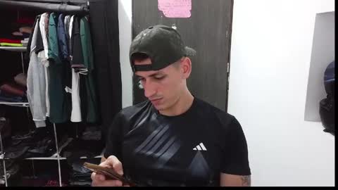 Raul online show from May 10, 9:42 pm