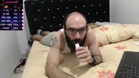 RaulWildBoy27 online show from December 29, 7:11 pm
