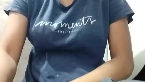 Snapshot of rava_sexy chatting on October 31, 1:06 am rava_sexy online show from October 31, 1:06 am