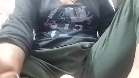 Snapshot of rava_sexy chatting on October 31, 1:34 pm rava_sexy online show from October 31, 1:34 pm