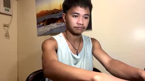 Snapshot of raven354 chatting on January 31, 3:33 pm raven354 online show from January 31, 3:33 pm