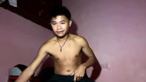Snapshot of raven354 chatting on February 19, 4:22 pm raven354 online show from February 19, 4:22 pm