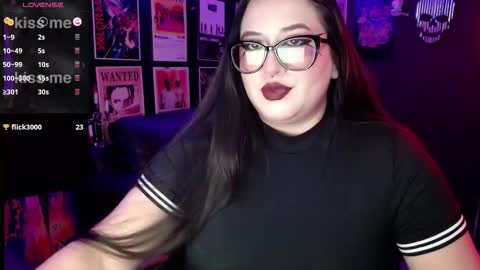 Snapshot of raven_darkk chatting on November 28, 9:06 pm Raven online show from November 28, 9:06 pm