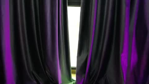 Raven Foxxy online show from January 19, 6:39 am