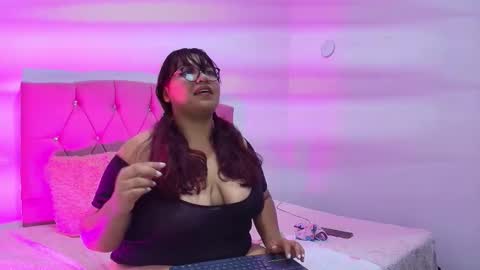 raven_gaze online show from September 20, 12:55 am