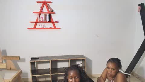 Snapshot of raven_lizzy chatting on June 2, 11:40 pm raven_lizzy online show from June 2, 11:40 pm
