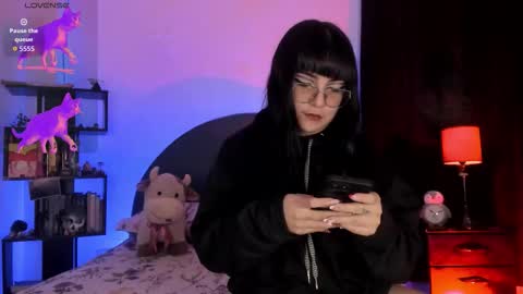 Snapshot of ravendark_666 chatting on February 3, 2:53 am Raven online show from February 3, 2:53 am