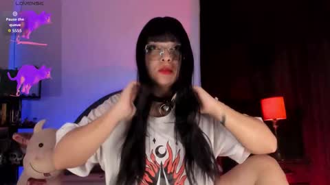 Snapshot of ravendark_666 chatting on March 2, 4:25 am Raven online show from March 2, 4:25 am