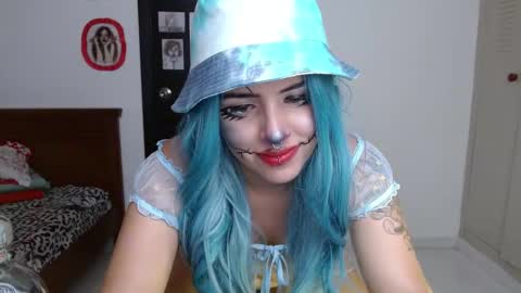 ravenlotus online show from October 31, 7:37 pm