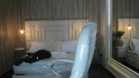 Raven online show from February 27, 11:32 am