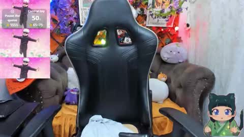 RavenN  online show from December 21, 11:28 am