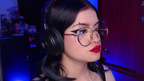 raventh_ online show from December 20, 12:07 am