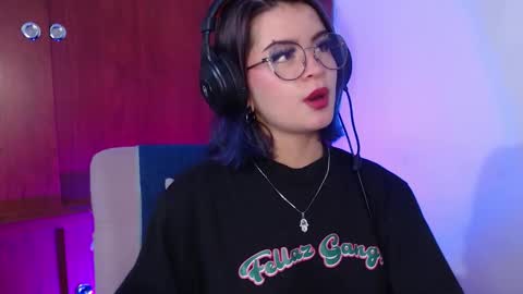 raventh_ online show from March 11, 12:55 pm