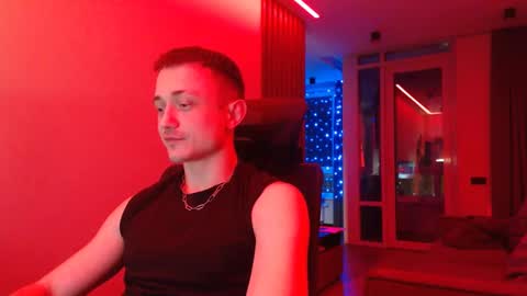 Snapshot of ravine_doleg chatting on February 13, 9:49 pm Alex Nash online show from February 13, 9:49 pm