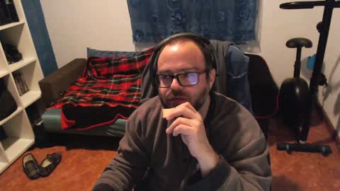 ravingr3d3 online show from February 7, 1:04 am