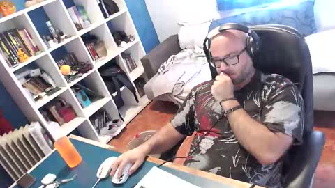 ravingr3d3 online show from October 15, 11:10 am