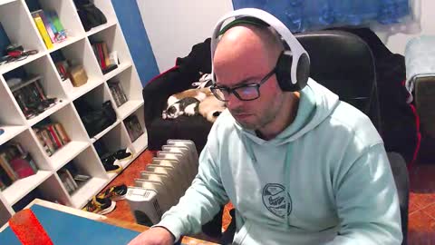 ravingr3d3 online show from December 21, 10:50 pm