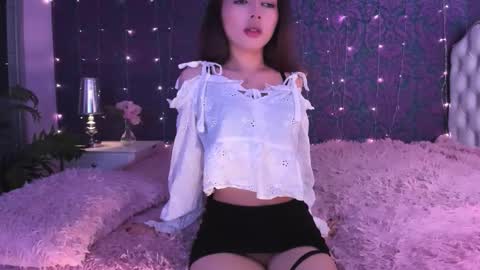 Lillian online show from September 20, 4:30 pm