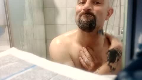 Down under guy online show from June 16, 2:03 am