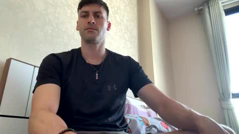 Snapshot of rawdr3 chatting on February 1, 4:22 am rawdr3 online show from February 1, 4:22 am