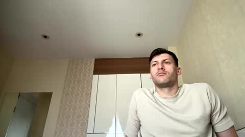 Snapshot of rawdr3 chatting on February 20, 2:41 am rawdr3 online show from February 20, 2:41 am