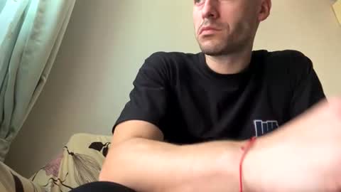 Snapshot of rawdr3 chatting on February 23, 2:31 am rawdr3 online show from February 23, 2:31 am