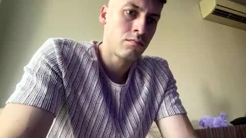 Snapshot of rawdr3 chatting on February 26, 1:37 am rawdr3 online show from February 26, 1:37 am