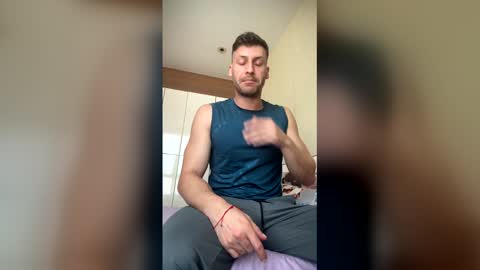 Snapshot of rawdr3 chatting on March 3, 3:56 am rawdr3 online show from March 3, 3:56 am