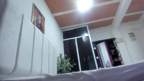 Snapshot of ray4kim chatting on March 2, 5:08 am THALIA KIM online show from March 2, 5:08 am