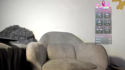 Snapshot of ray90fit chatting on February 19, 12:23 pm rayfit90 online show from February 19, 12:23 pm