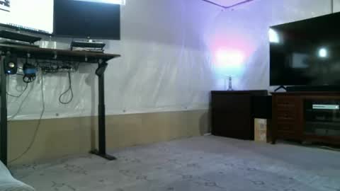 Snapshot of ray_lxv_xxl chatting on May 18, 3:18 pm ray_lxv_xxl online show from May 18, 3:18 pm