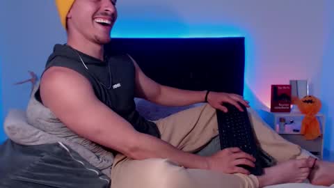 Ray online show from October 30, 12:12 am