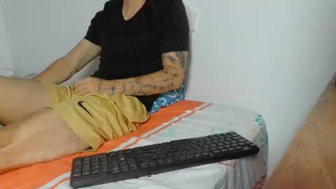 Snapshot of rayan___wolf chatting on July 1, 2:57 am Rayan Wolf online show from July 1, 2:57 am