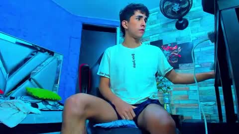 rayan_black online show from December 15, 5:13 am