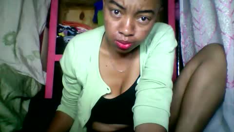 rayana_69 online show from May 4, 3:57 am