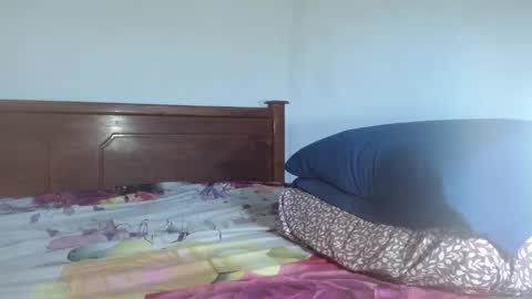 eyan online show from November 21, 2:10 am