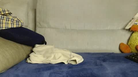 Ray  online show from April 4, 9:18 am