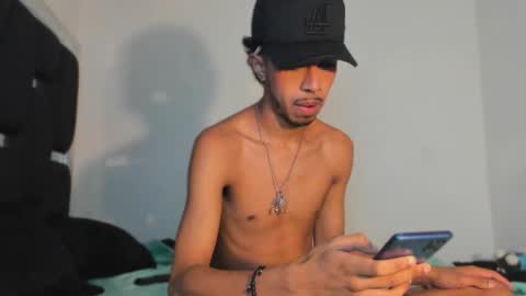 Snapshot of raydevil_ chatting on October 15, 11:05 pm Rayn online show from October 15, 11:05 pm