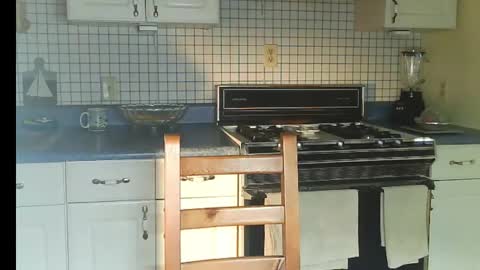 Ray online show from December 1, 10:04 pm