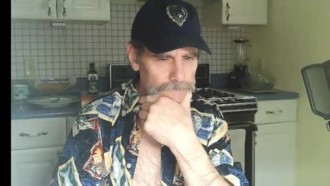 Snapshot of raylene4u2 chatting on February 20, 2:39 pm Ray online show from February 20, 2:39 pm