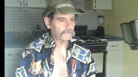 Snapshot of raylene4u2 chatting on February 28, 10:16 am Ray online show from February 28, 10:16 am