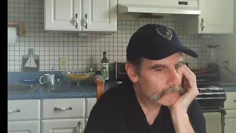 Snapshot of raylene4u2 chatting on July 10, 8:11 pm Ray online show from July 10, 8:11 pm
