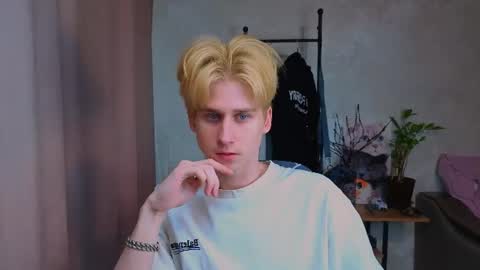 rayondovwson online show from July 10, 3:14 pm